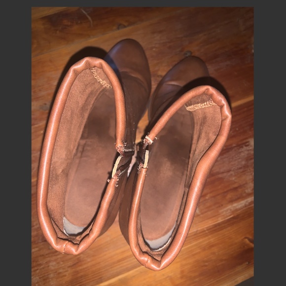 BC Footwear Brown Booties Women's Size 8.5 - Picture 6 of 9